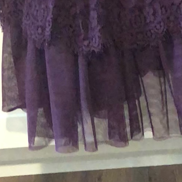 Betsy & Adam Lace Dress - Picture 10 of 11